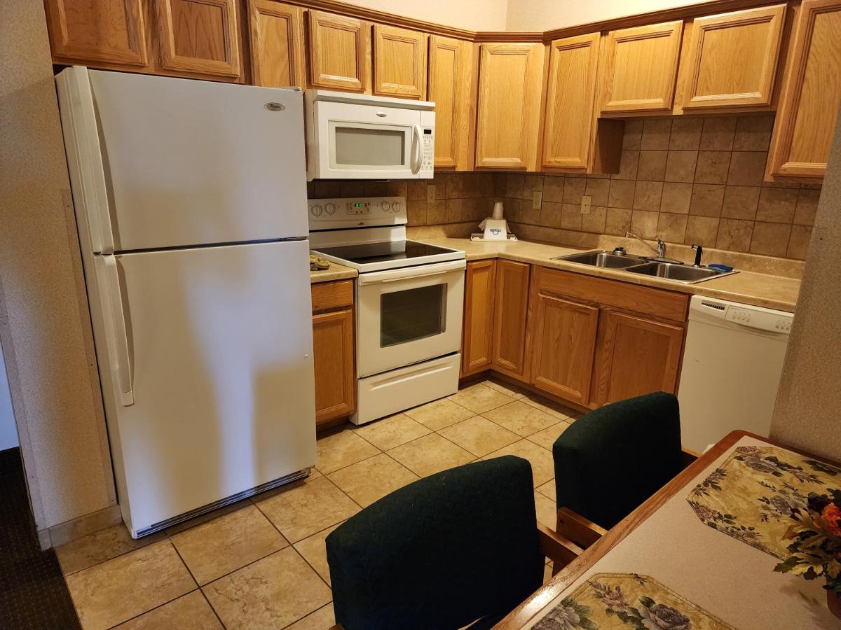Executive King Suite - Non-Smoking at Days Inn by Wyndham Luray Shenandoah