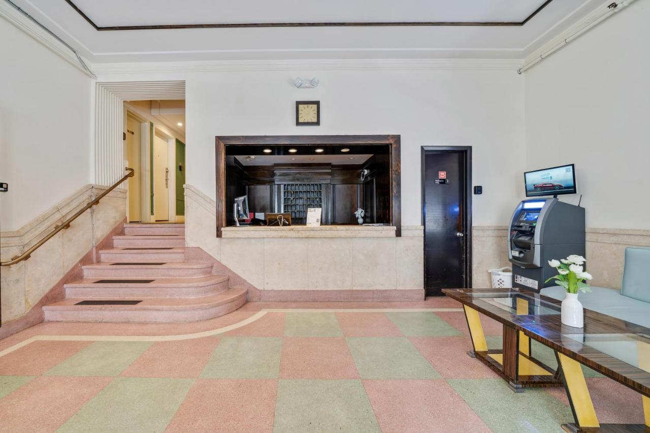 | Greenview Hotel