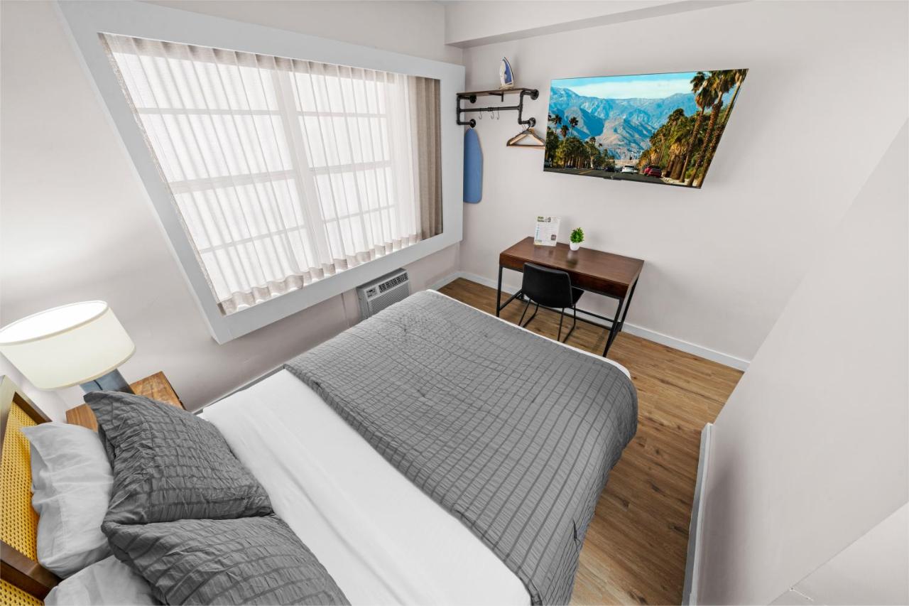 | Greenview Hotel