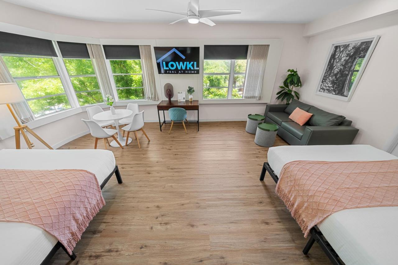 | Greenview Hotel