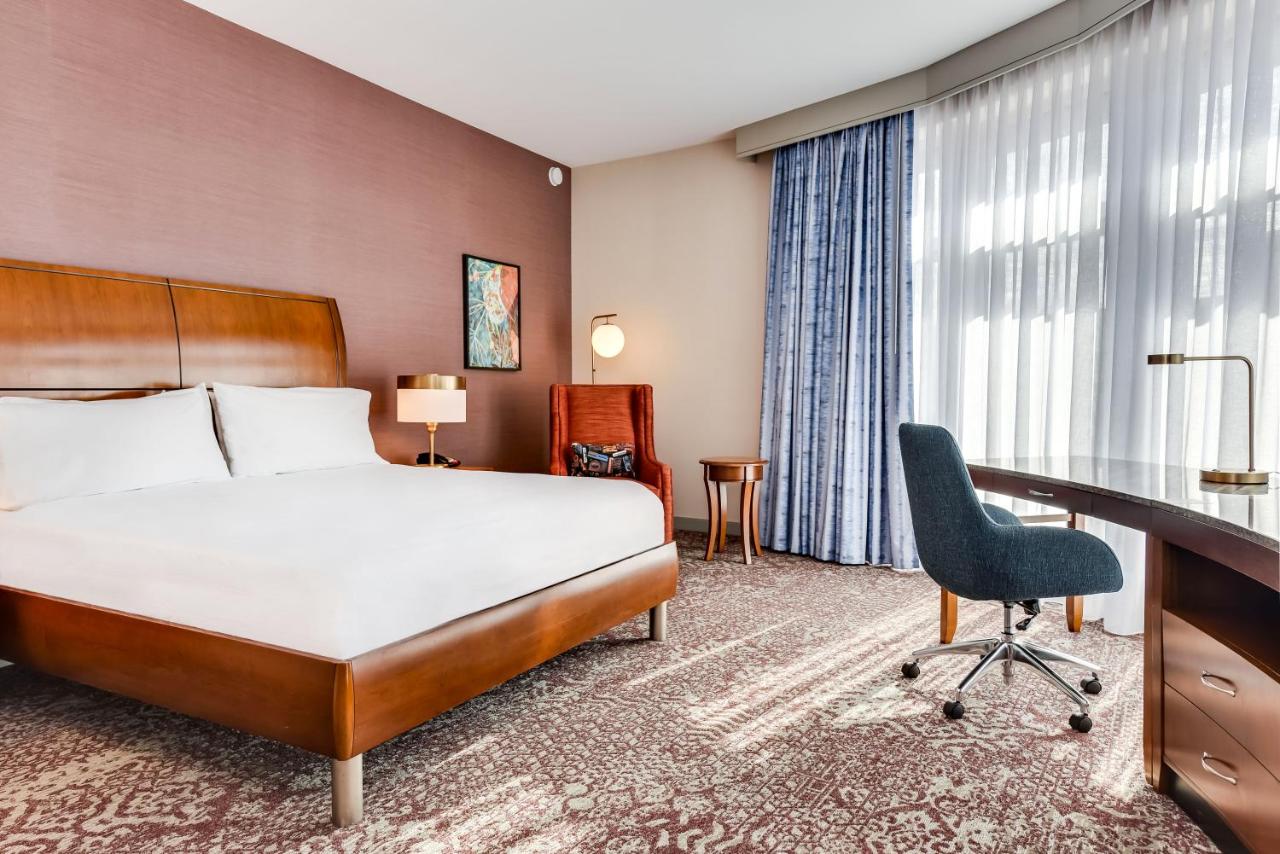 King Room at Hilton Garden Inn Alexandria Old Town National Harbor