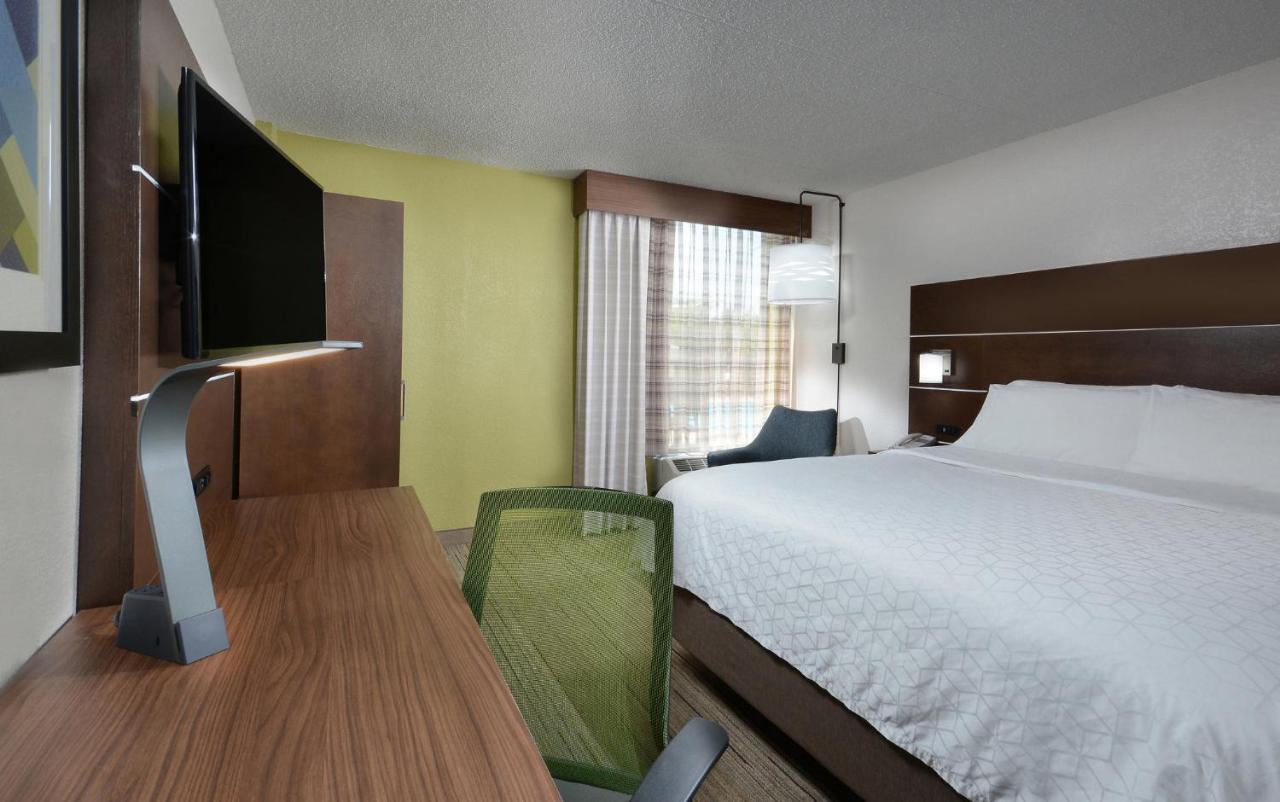Holiday Inn Express Danville, an IHG Hotel