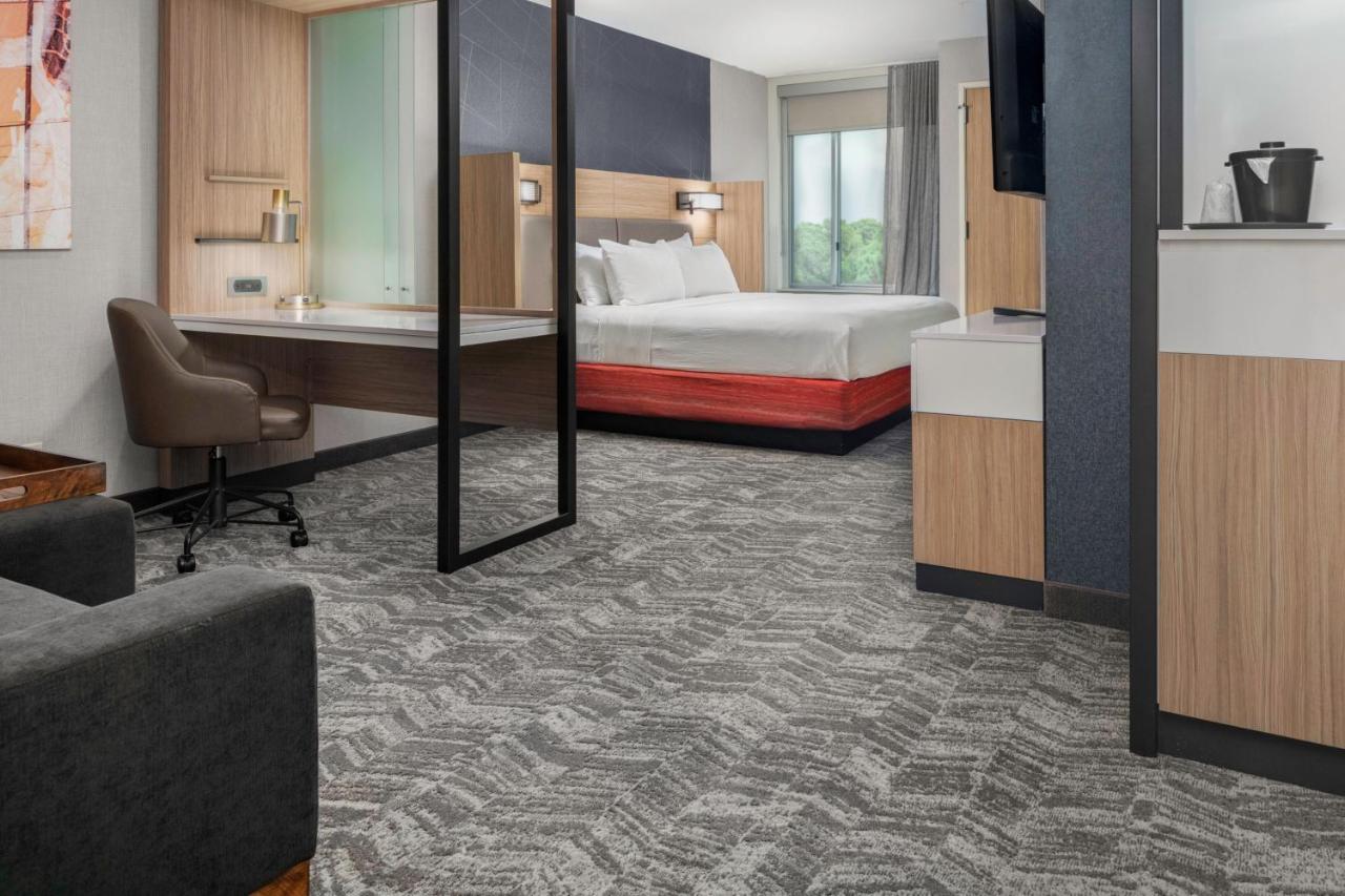 King Suite with Trundle Bed at SpringHill Suites by Marriott Raleigh Apex
