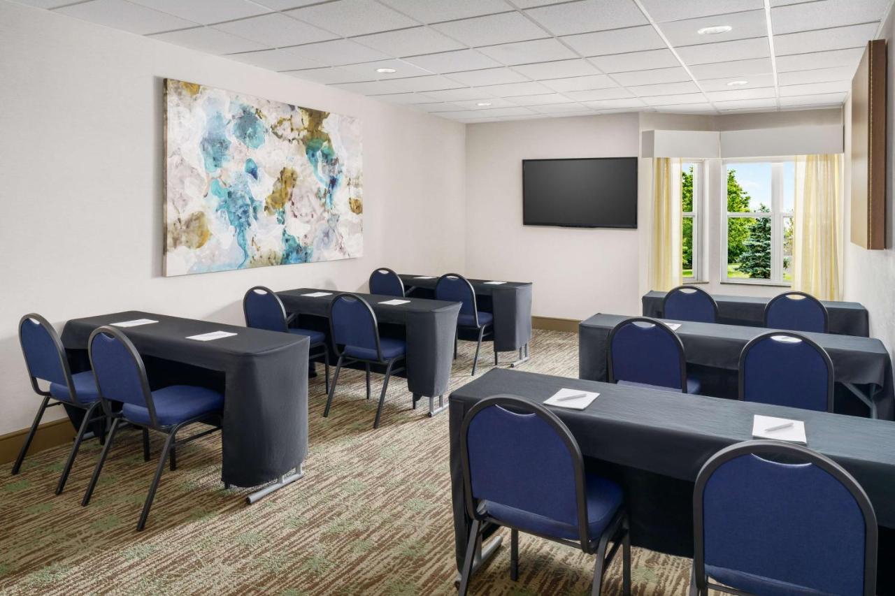 | Homewood Suites Rochester-Henrietta