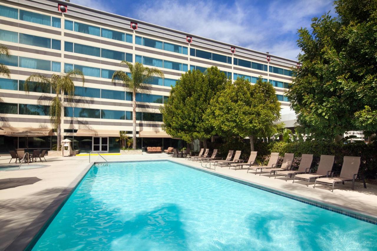 | Sheraton Ontario Airport Hotel