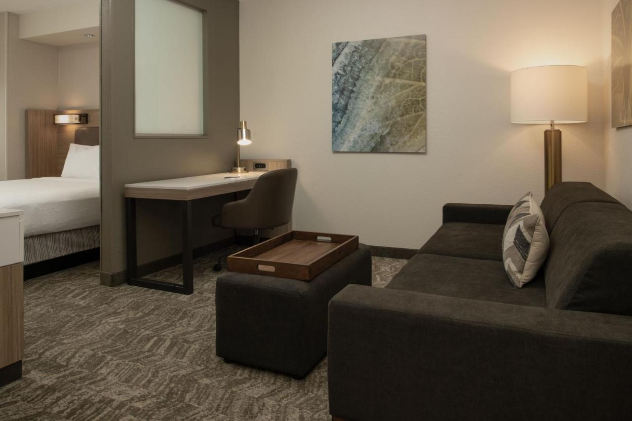| SpringHill Suites by Marriott Medford