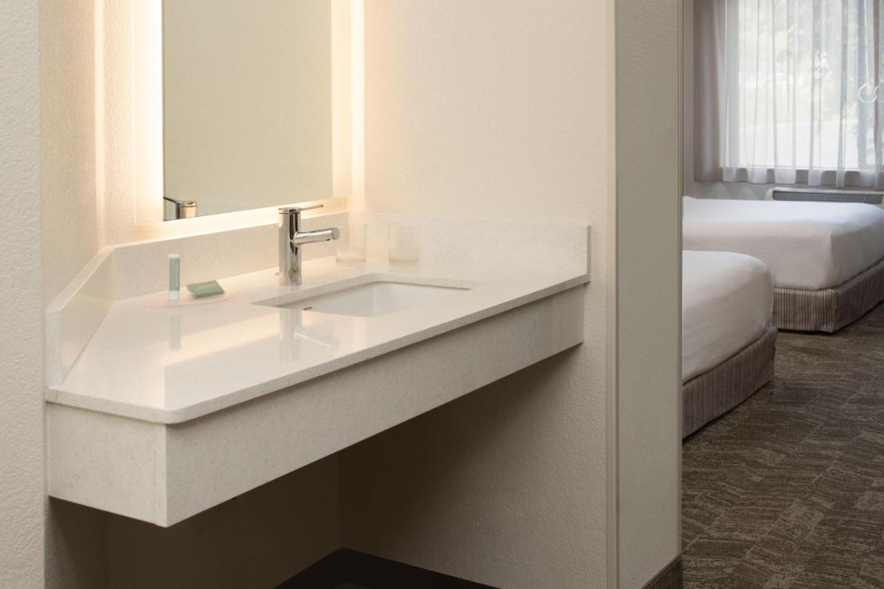 | SpringHill Suites by Marriott Medford