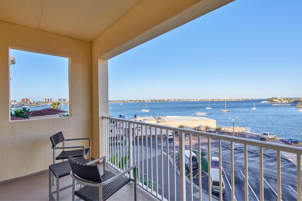 King Room with Sofa Bed and Water View at Courtyard St. Petersburg Clearwater/Madeira Beach