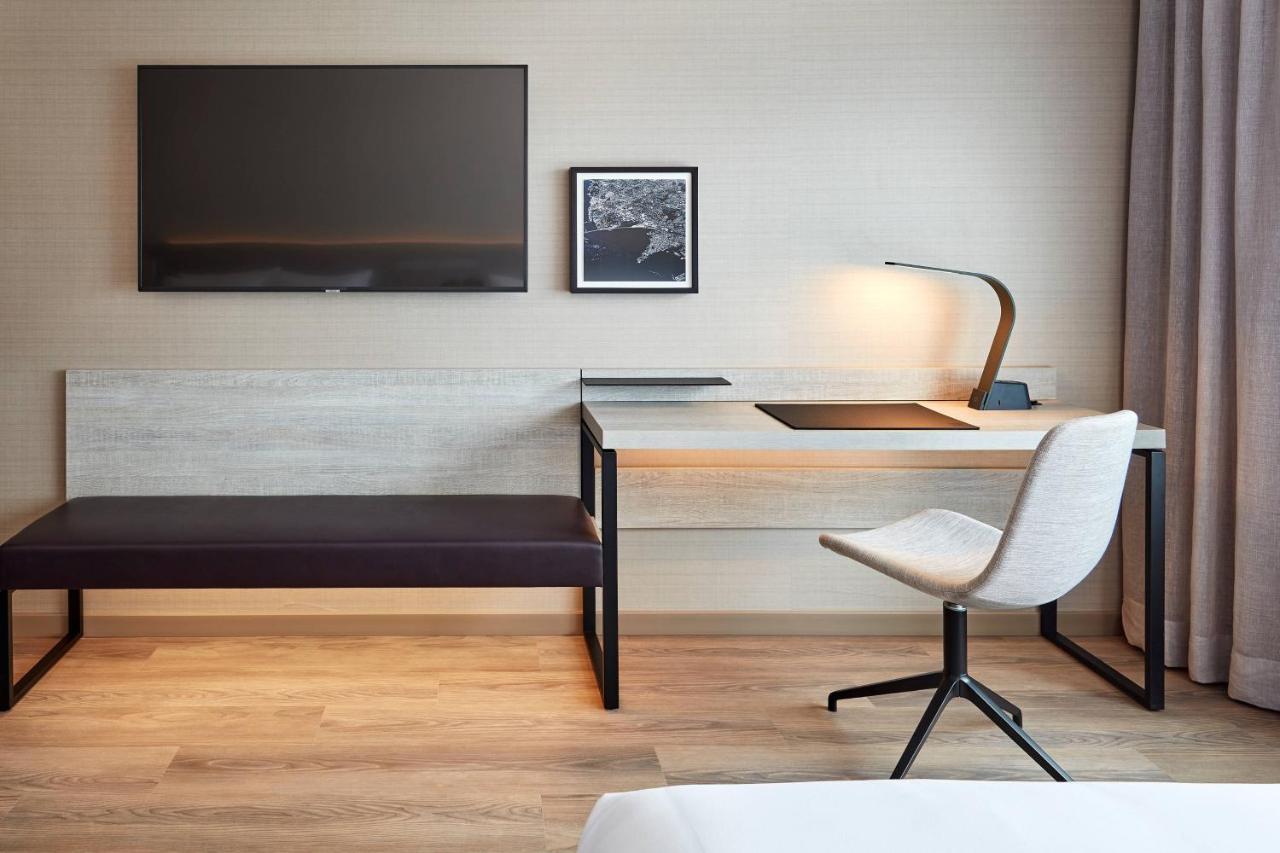 Corner King Room at AC Hotel by Marriott Palo Alto