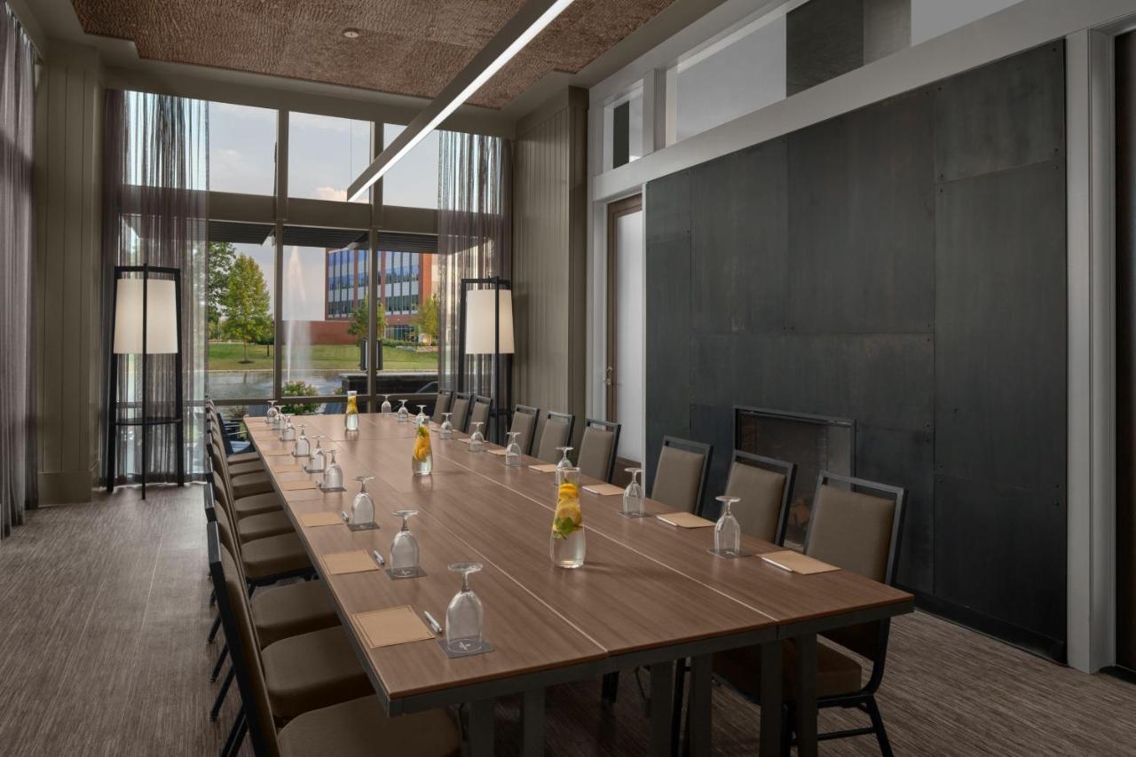 | Renaissance Columbus Westerville-Polaris Hotel