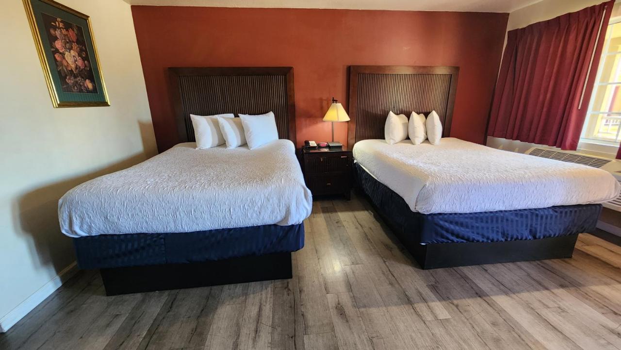 | Mission Inn and Suites