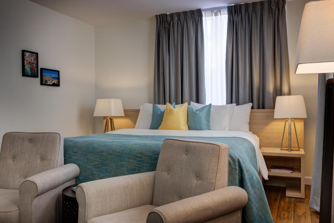 | Villa Italia South Beach