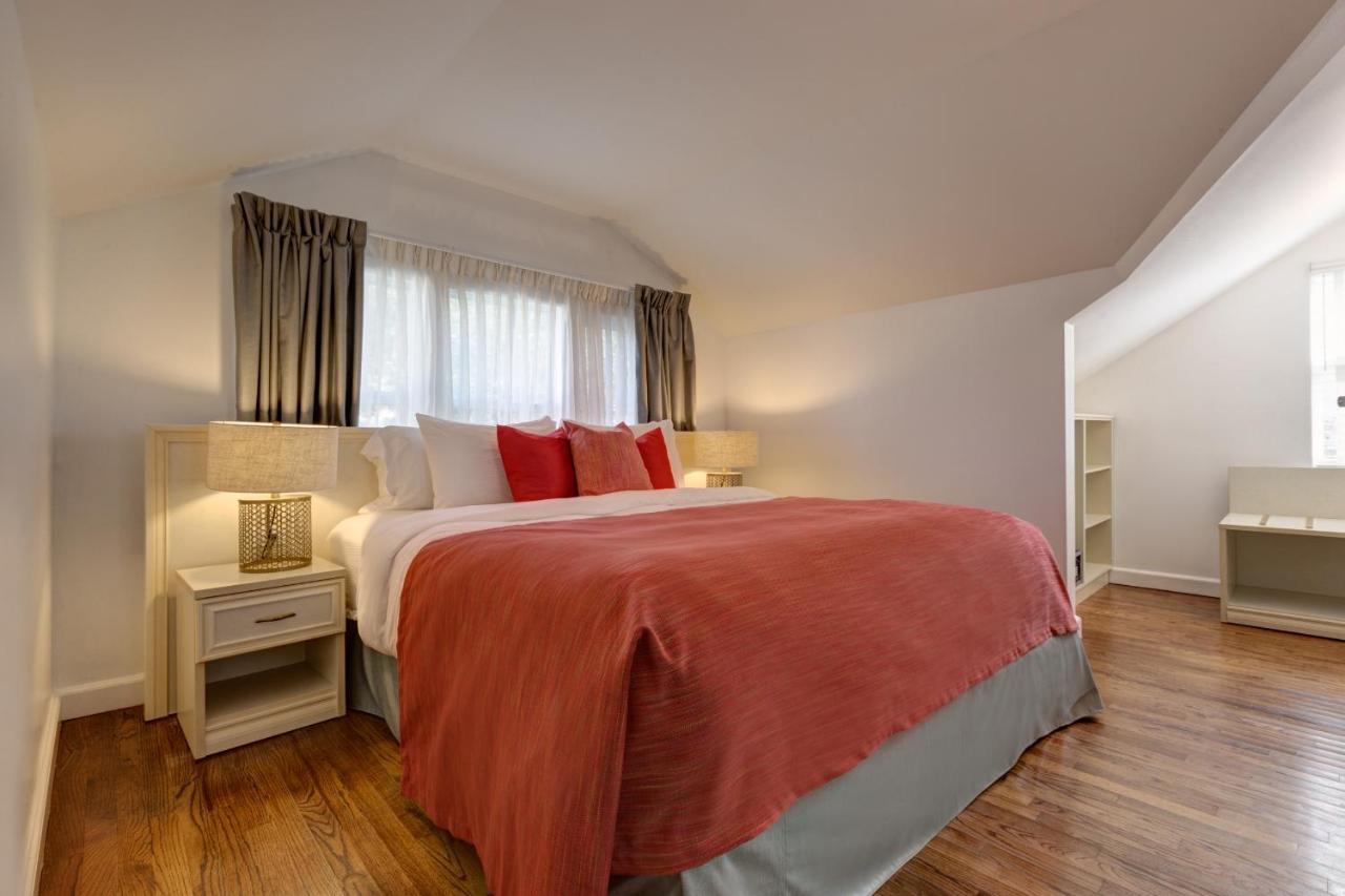 | Villa Italia South Beach