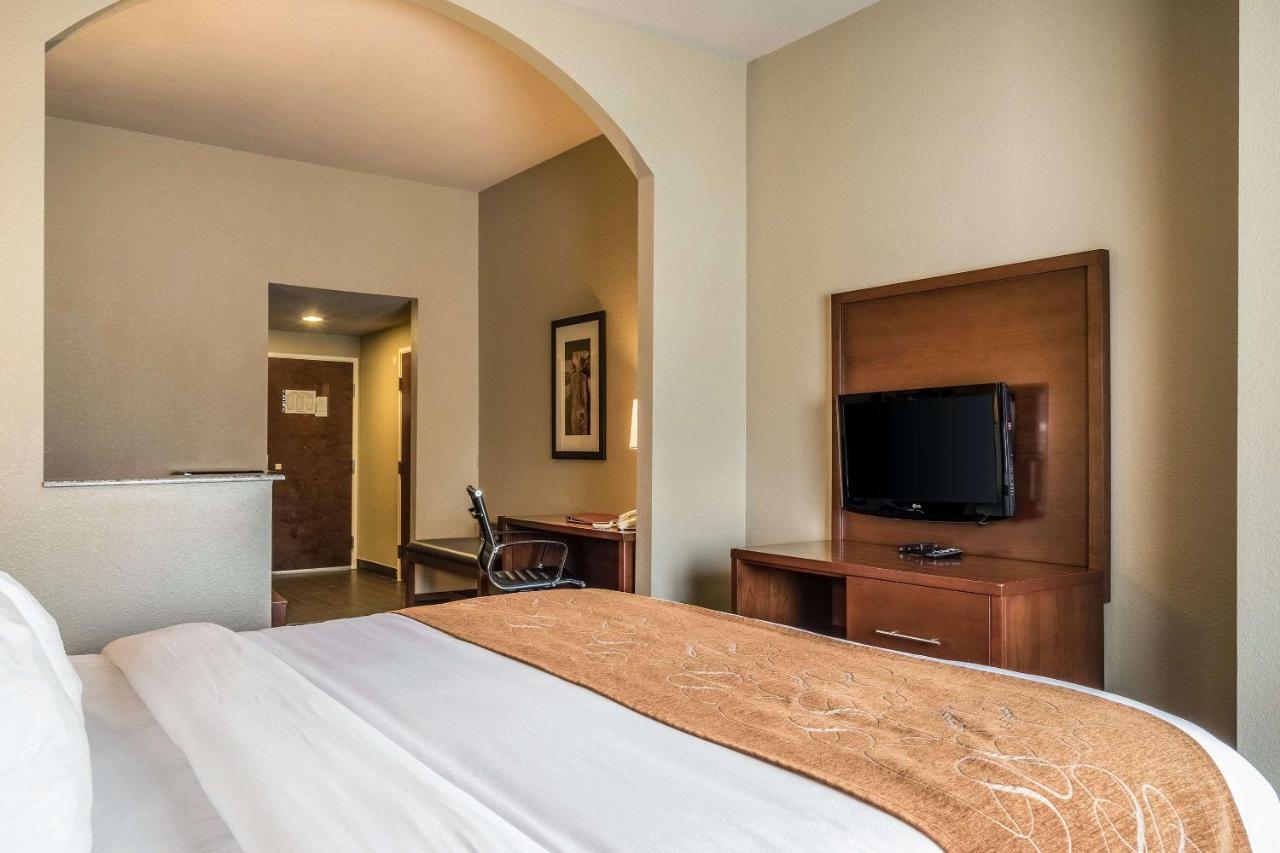  | Comfort Suites San Marcos