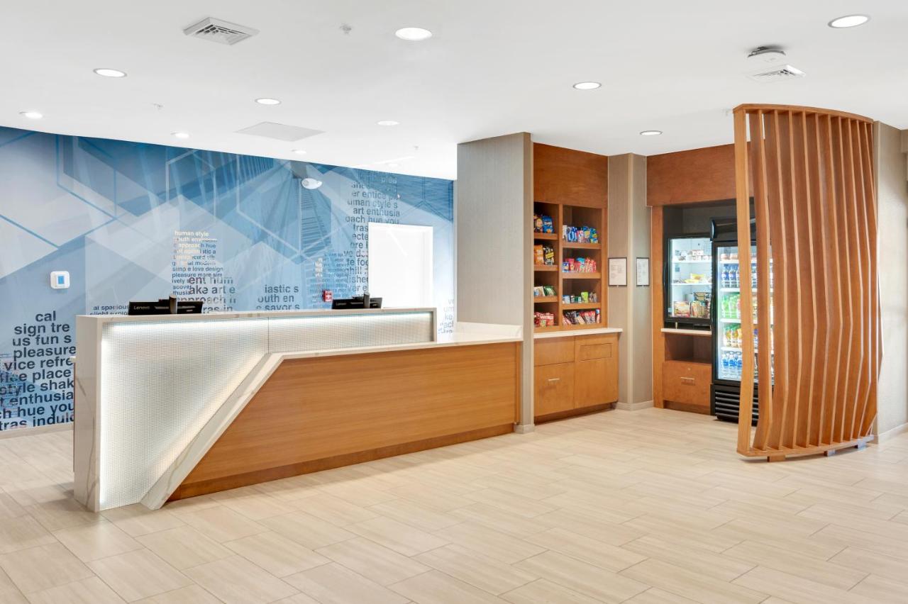 | Hotel 44 North Freeport Brunswick