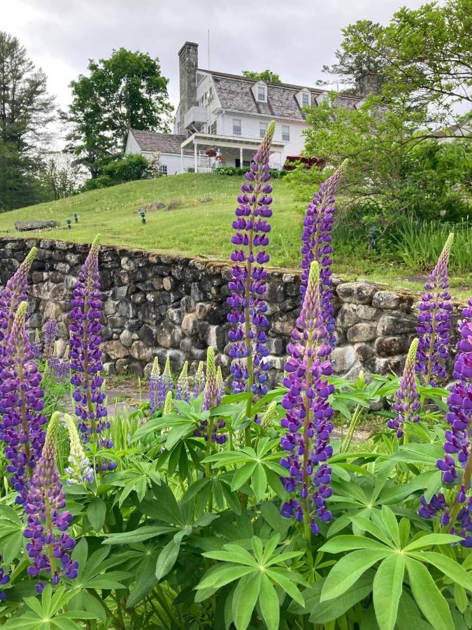 | Adair Country Inn & Restaurant