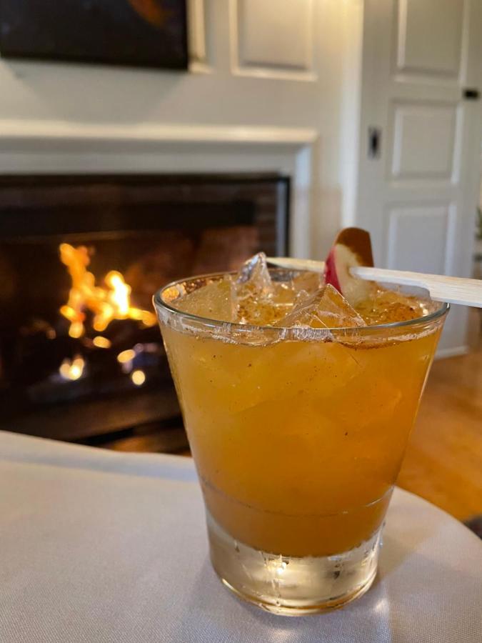 | Adair Country Inn & Restaurant