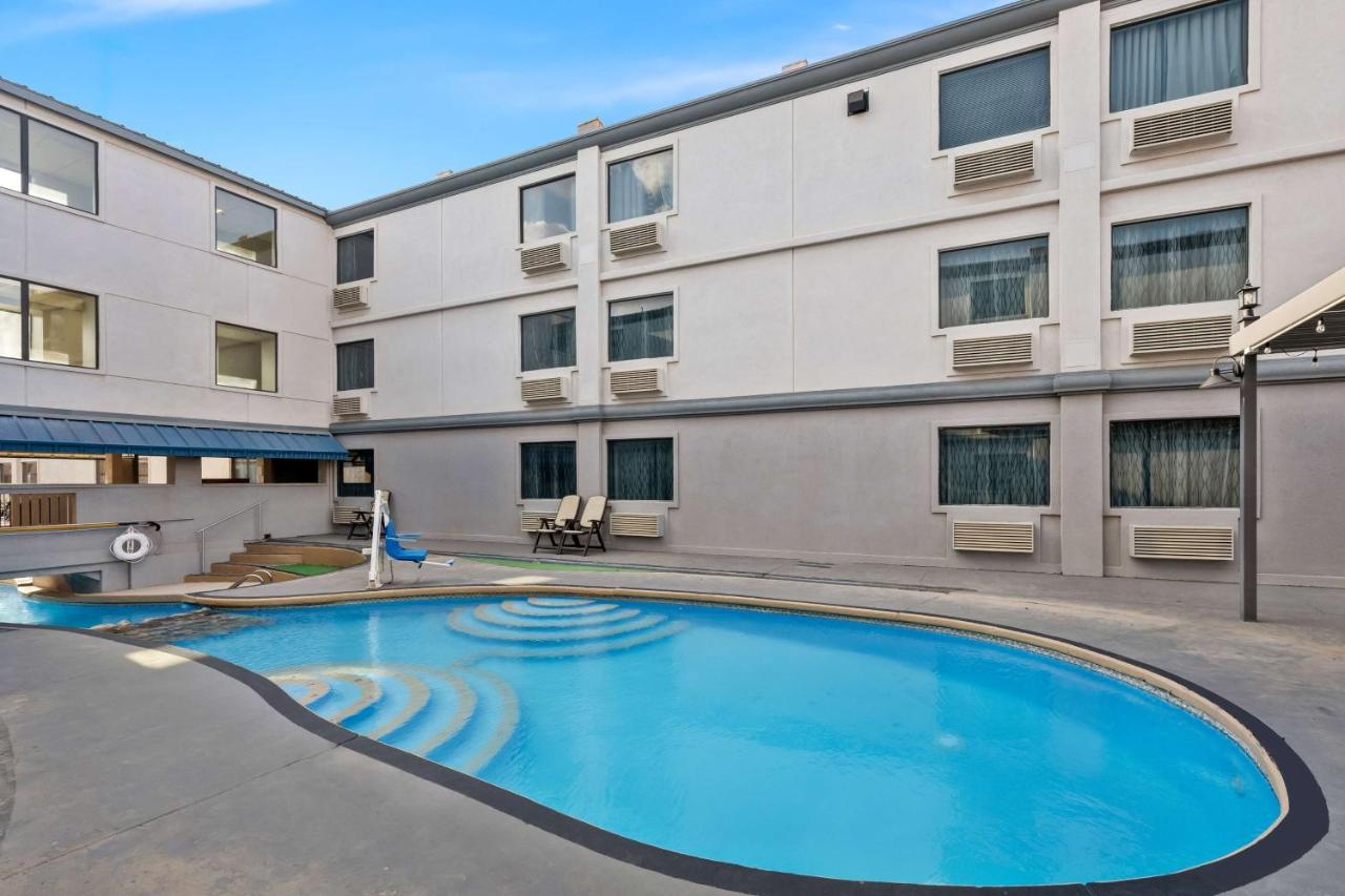 | SureStay Plus Hotel by Best Western Lubbock Medical Center