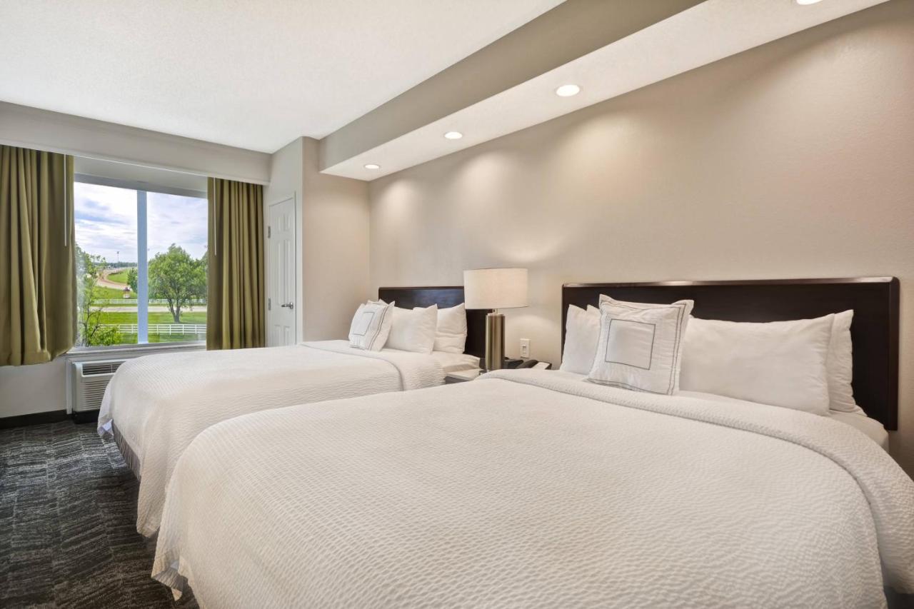 Superior Queen Room at SpringHill Suites by Marriott Lexington Near the University of Kentucky