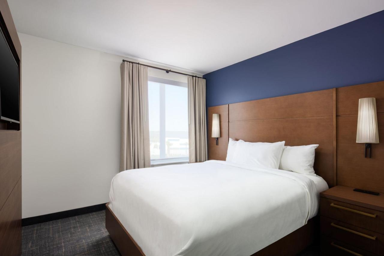 Two-Bedroom Larger Suite at Residence Inn by Marriott Tampa Wesley Chapel