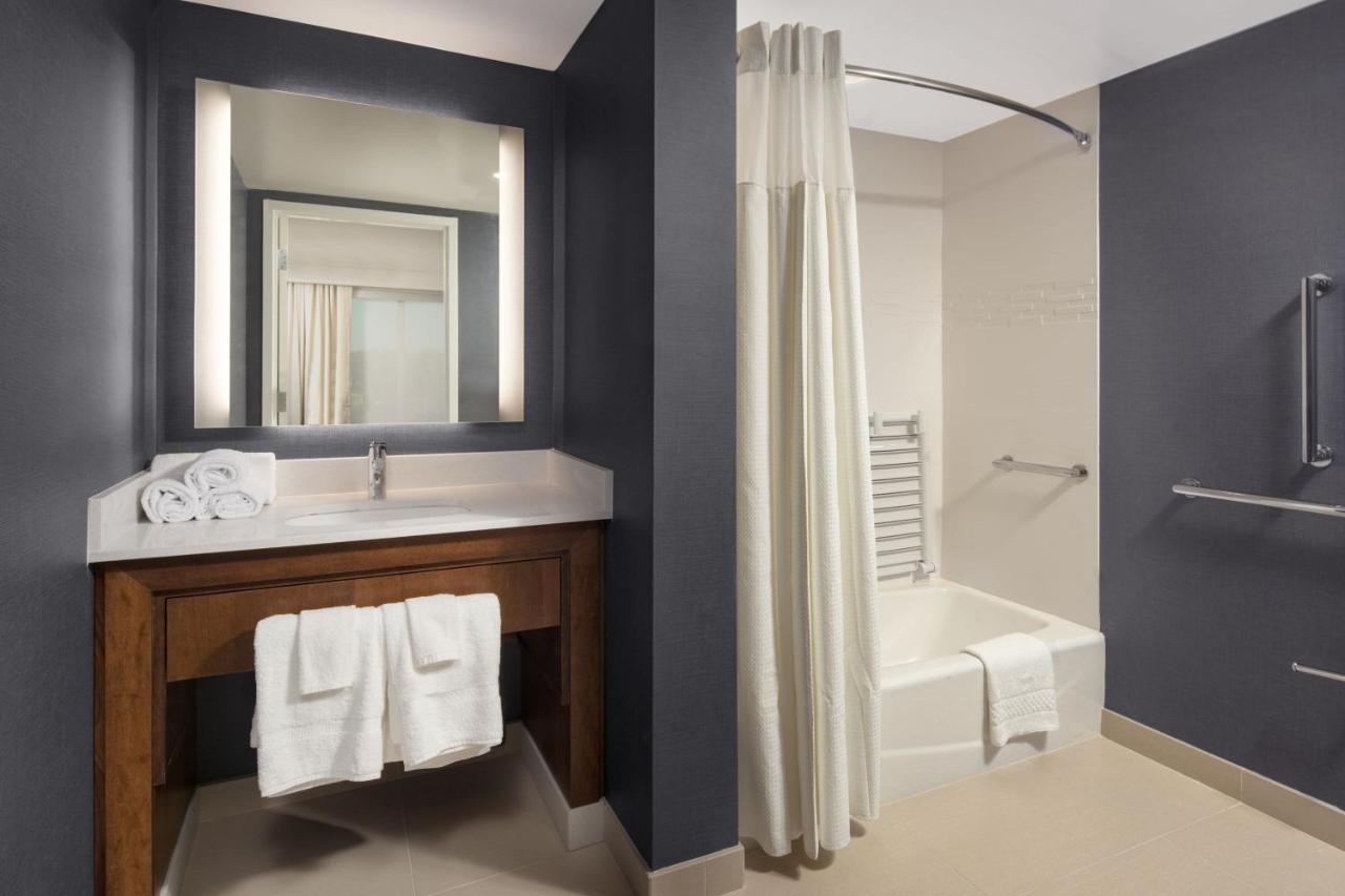 Two-Bedroom Larger Suite at Residence Inn by Marriott Tampa Wesley Chapel