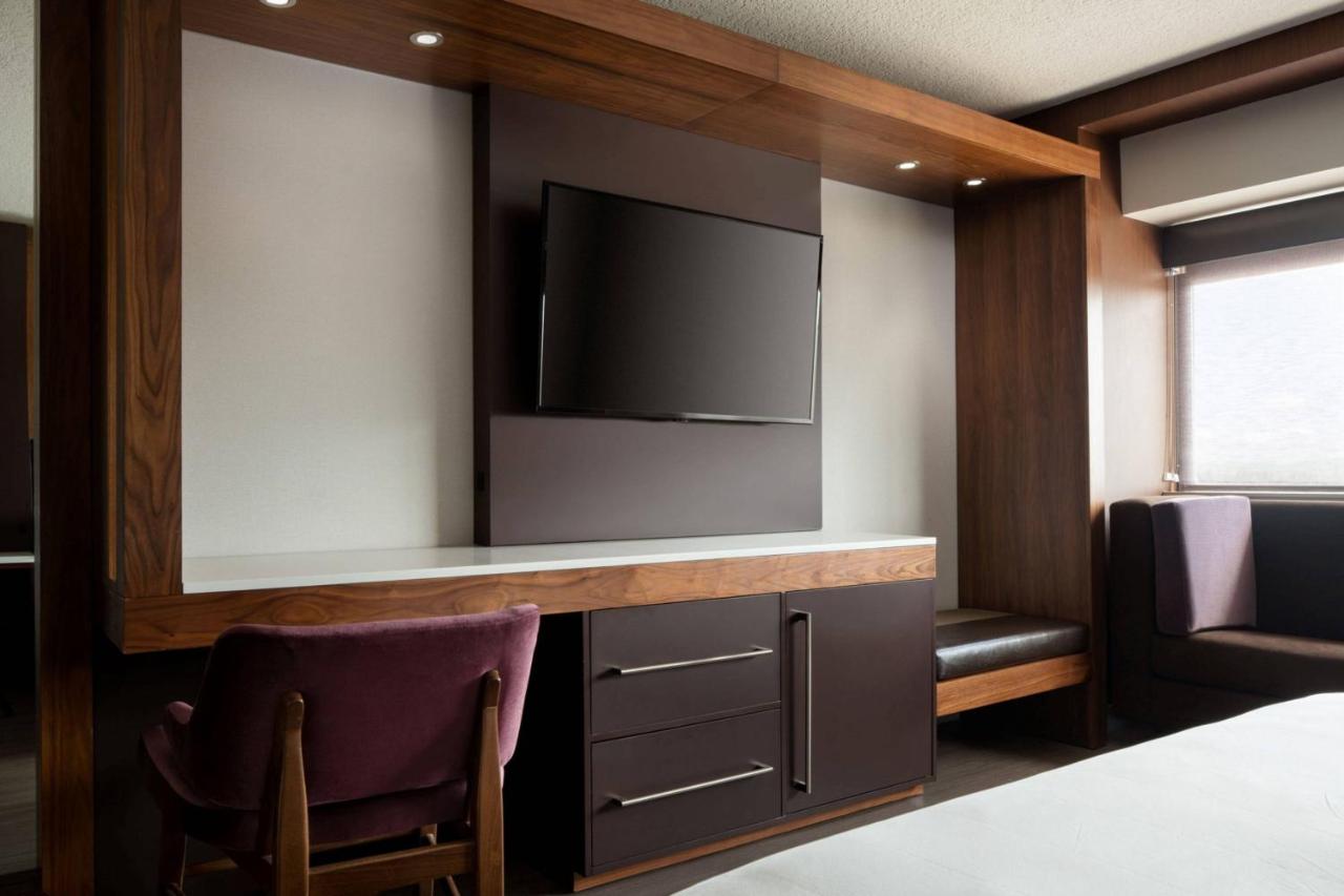 2 Queen Beds, Guest room, 2 Double at Walnut Creek Marriott