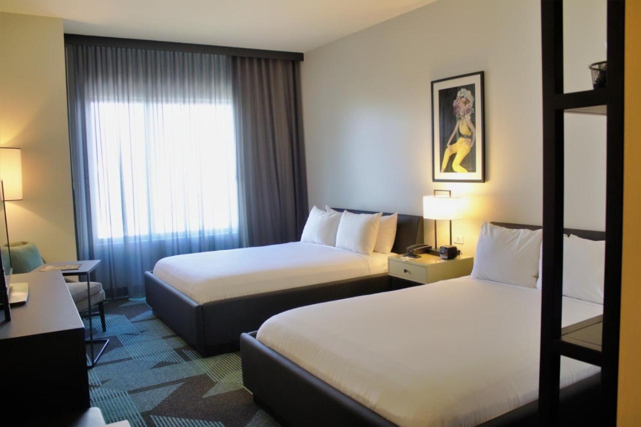 | Downtown Grand Hotel & Casino