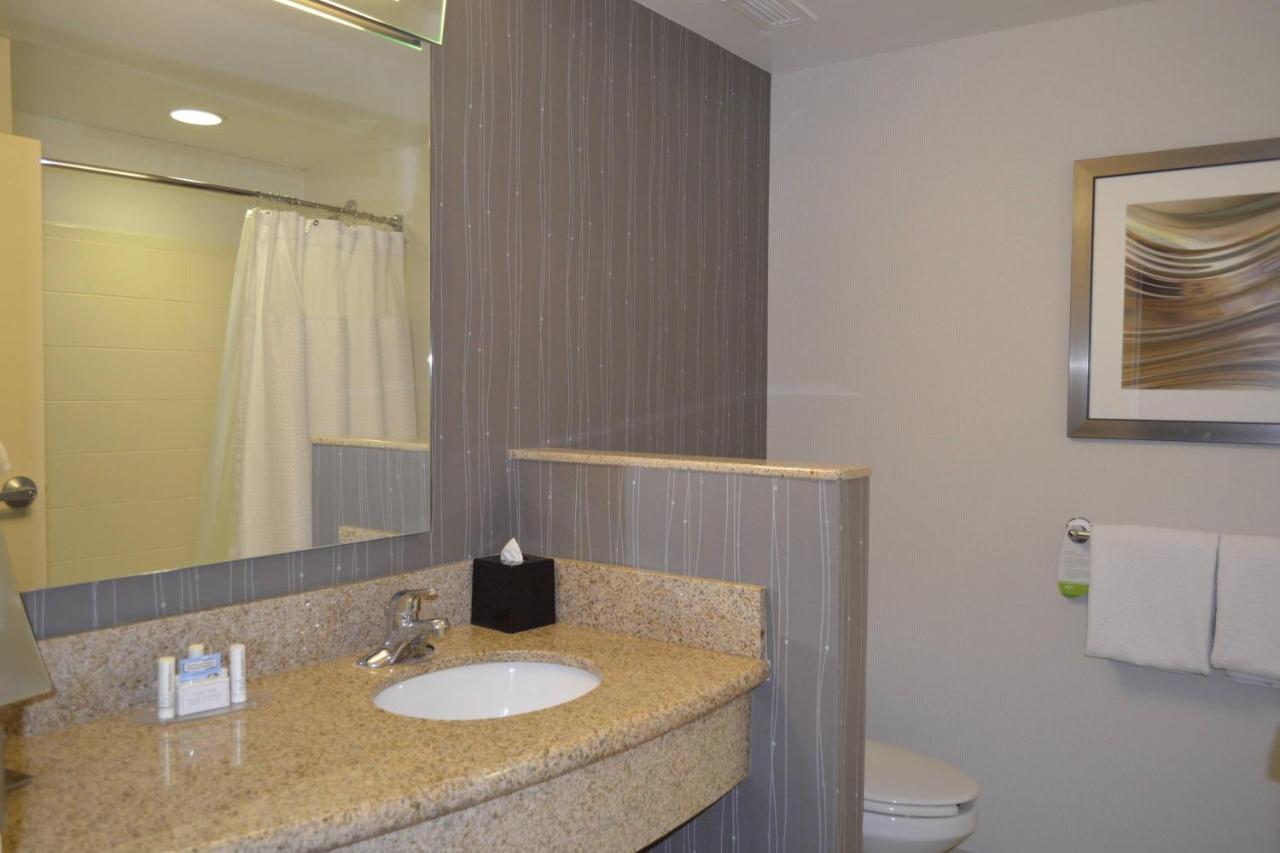  | Courtyard by Marriott Winchester Medical Center