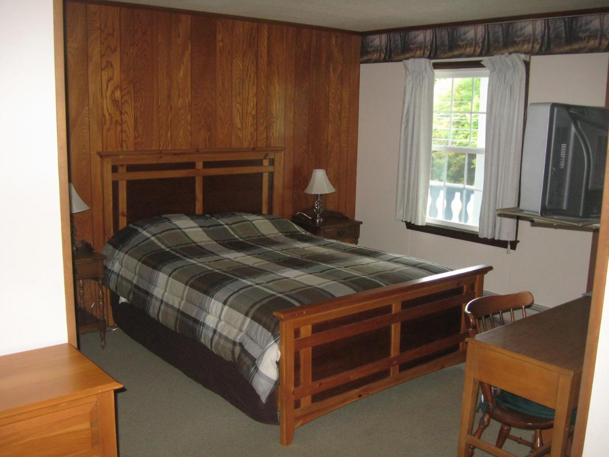 | Big Bears Lodge