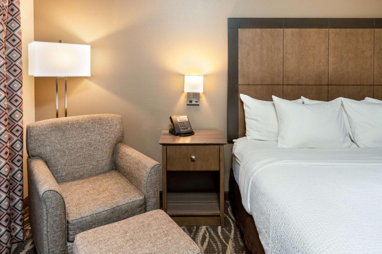 Single Room - Disability Access at Best Western Plus Kalispell/Glacier Park West Hotel & Suites