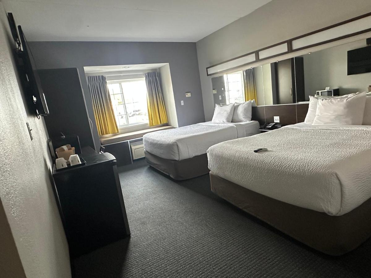 Queen Room with Two Queen Beds - Non-Smoking at Microtel Inn & Suites by Wyndham Quincy