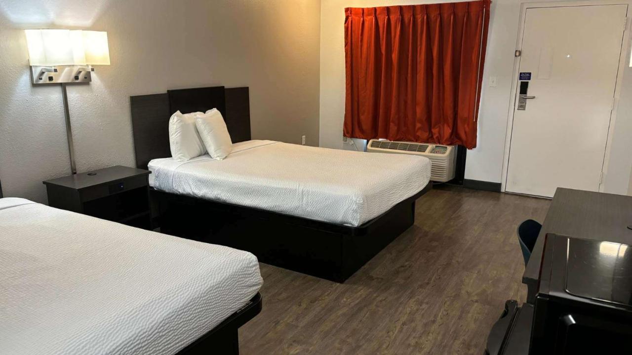  | Motel 6-Macclenny, FL