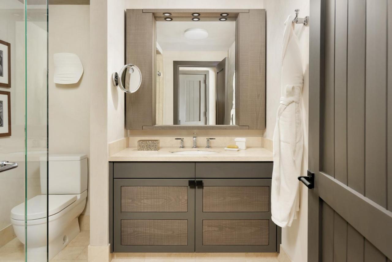 Riva Ridge Six-Bedroom Residence at Four Seasons Residences Vail