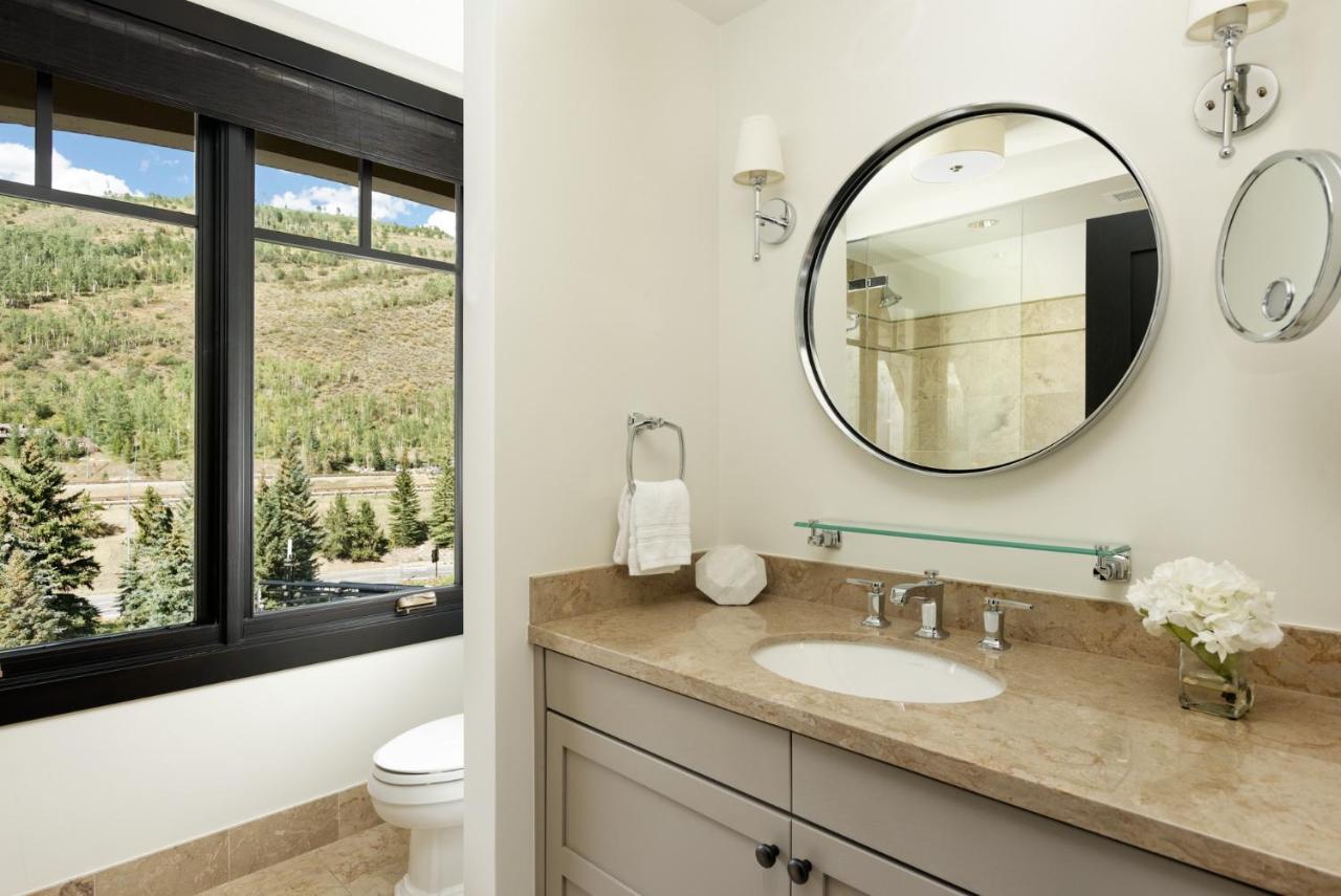 Faro Three-Bedroom Residence King at Four Seasons Residences Vail