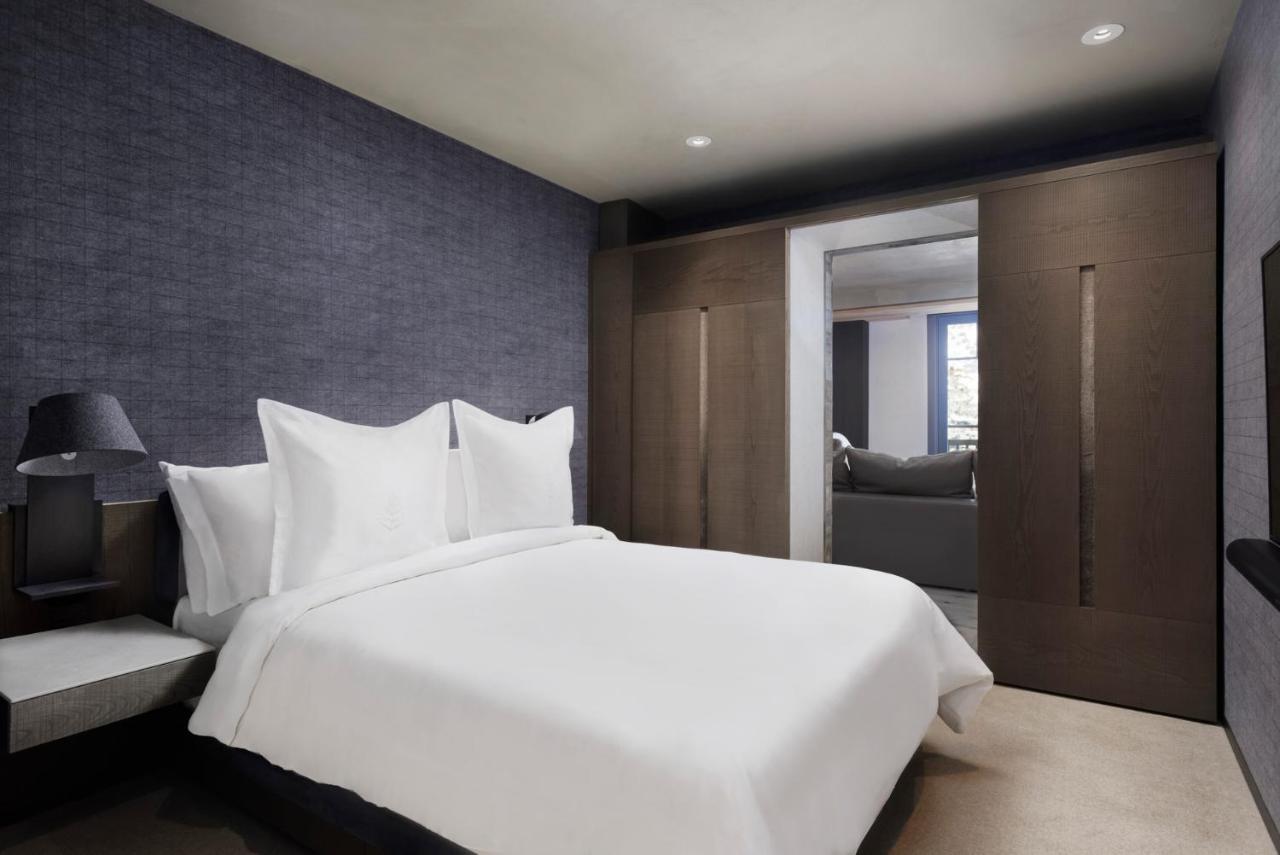 Forever Three-Bedroom Residence at Four Seasons Residences Vail