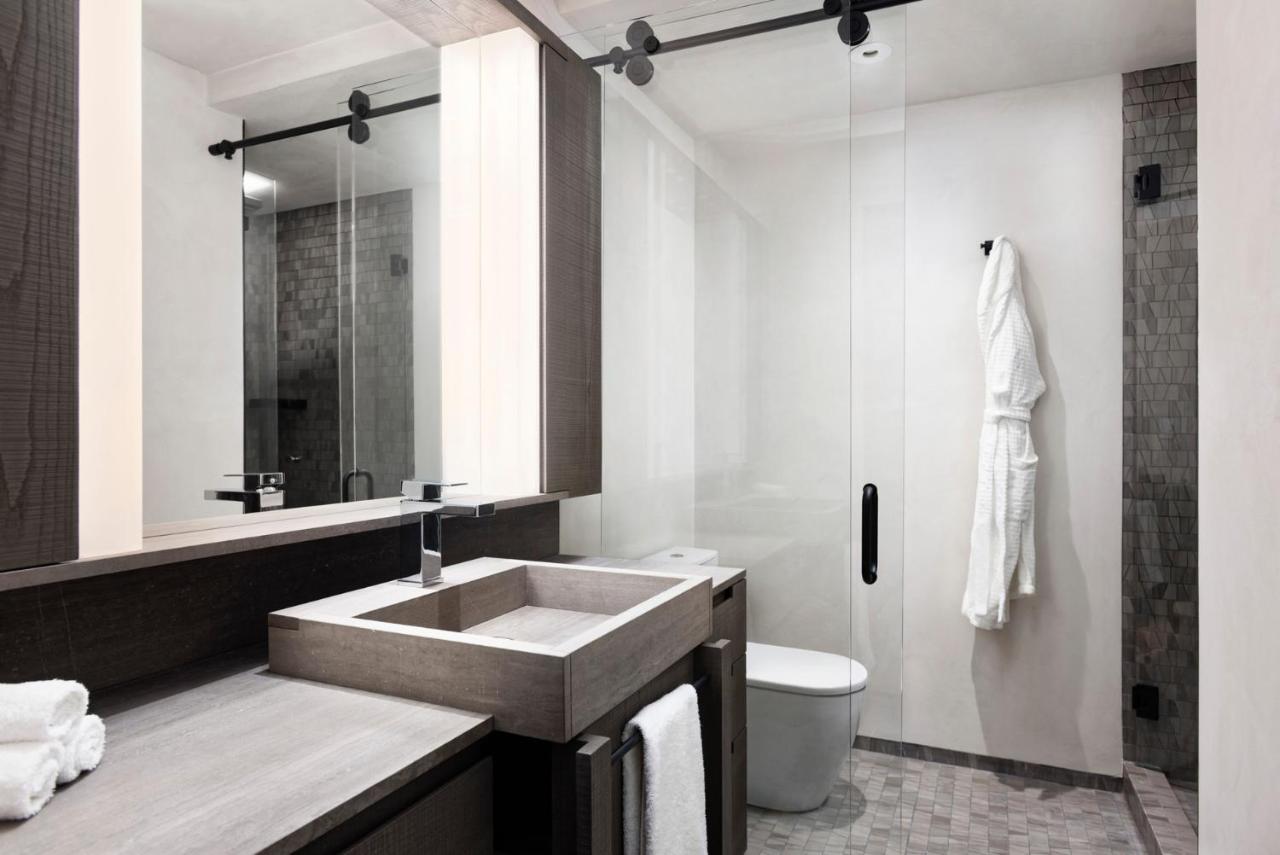Forever Three-Bedroom Residence at Four Seasons Residences Vail