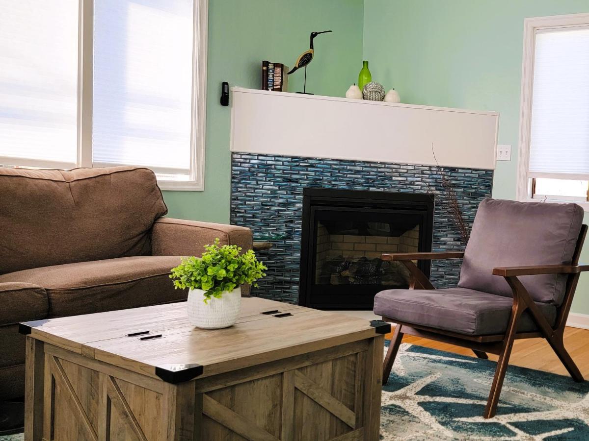 | Beachside Inn