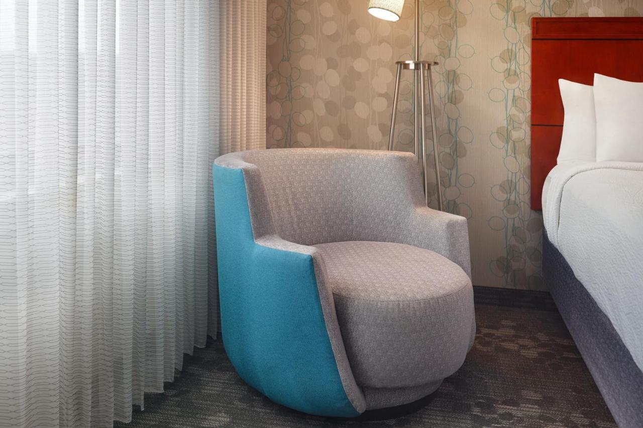 1 Bedroom Larger Suite, 2 Queen, Sofa bed at Courtyard by Marriott Nashville Goodlettsville