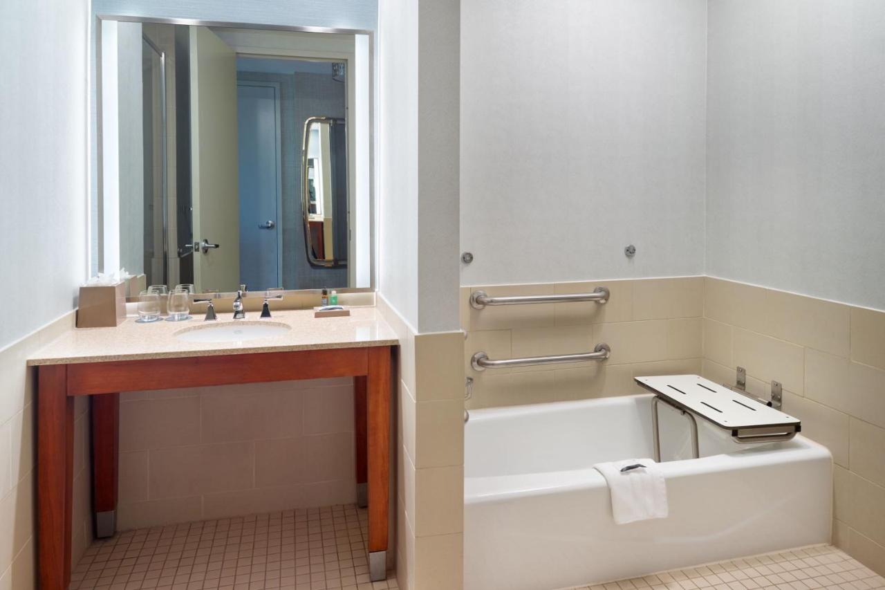 Accessible, Guest room, 2 Double at The Westin Memphis Beale Street