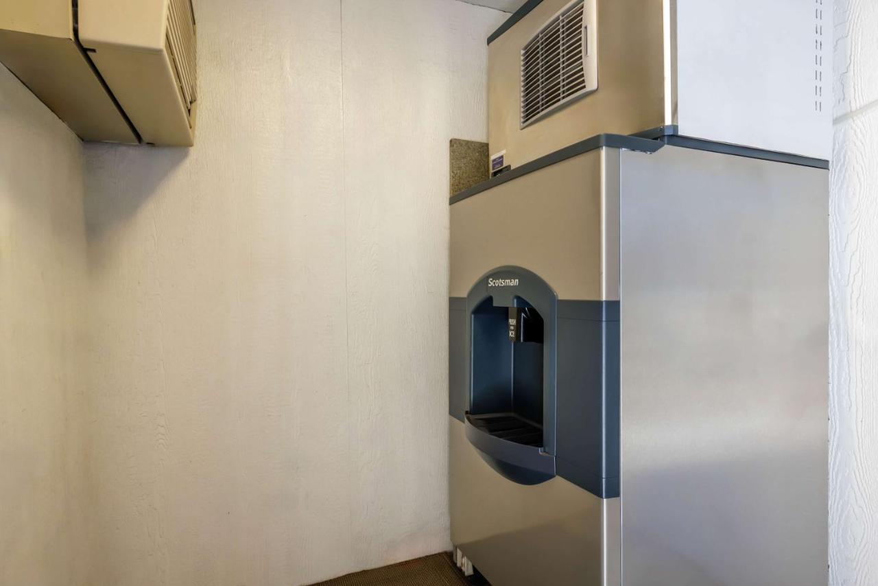  | Motel 6-Canby, OR