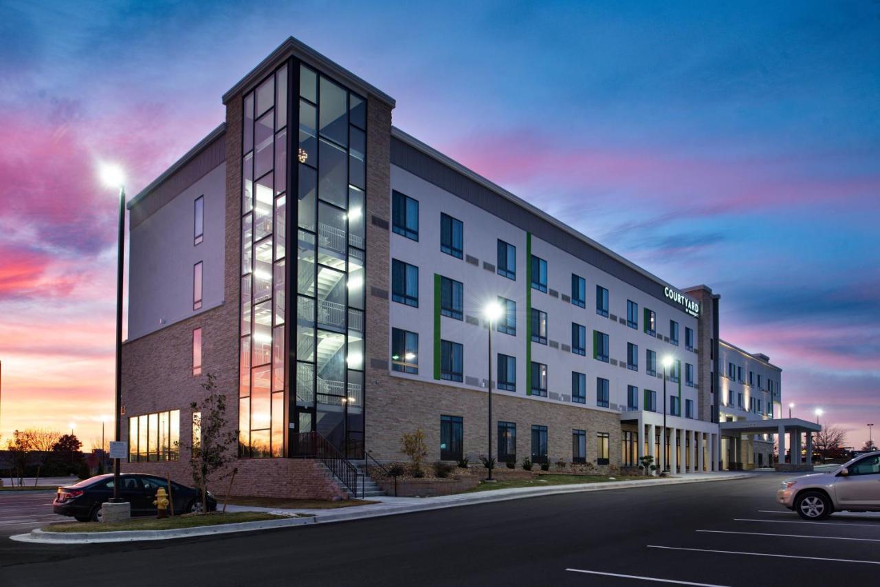 | Courtyard Kansas City Olathe
