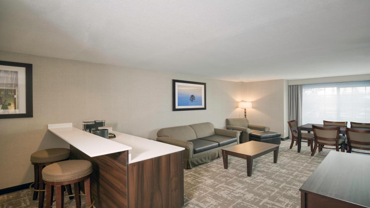 Deluxe Suite at Holiday Inn West Yellowstone by IHG.