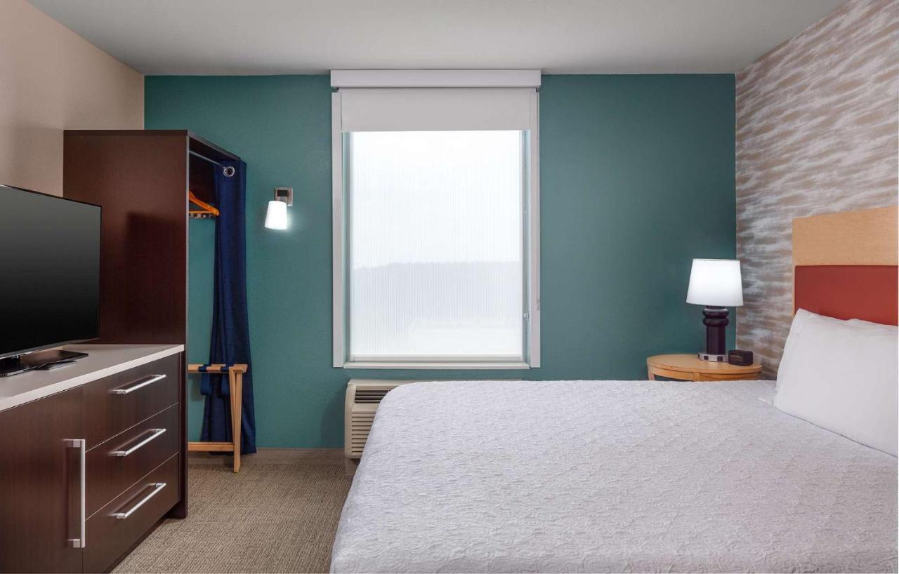 One-Bedroom King Suite at Home2 Suites by Hilton Little Rock West
