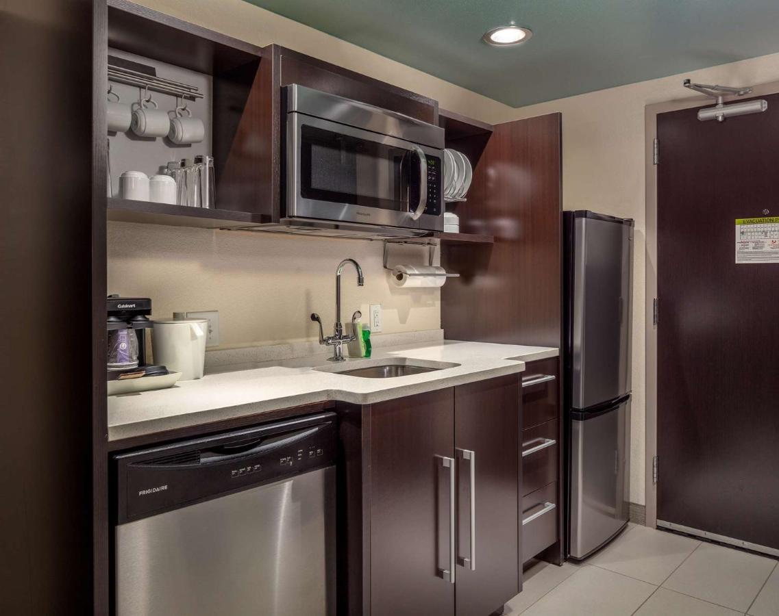 Queen Studio Suite - Hearing Accessible at Home2 Suites by Hilton Little Rock West