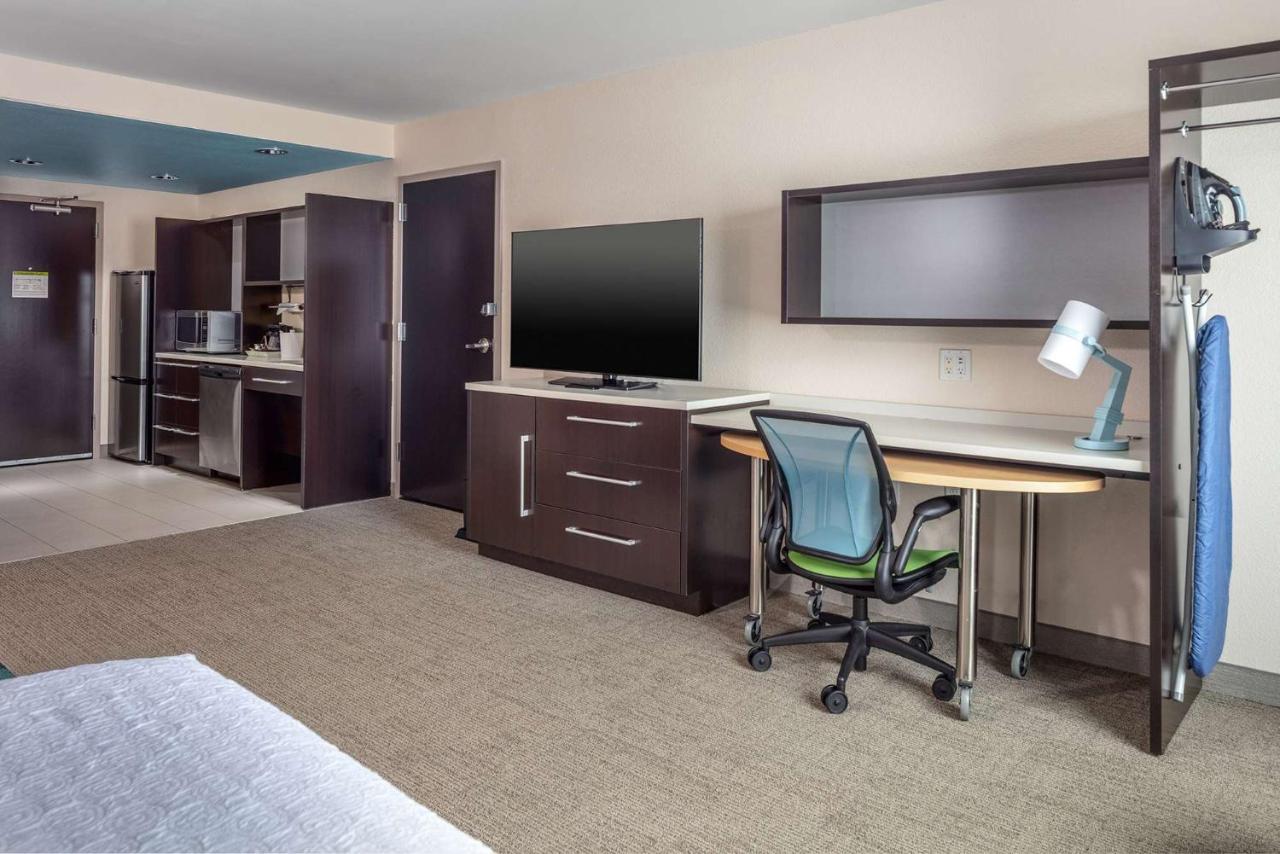 Queen Studio Suite - Disability Access with Bathtub at Home2 Suites by Hilton Little Rock West