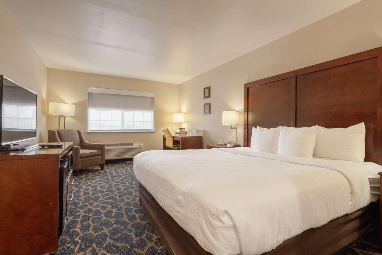 King Room - Non-Smoking at Comfort Inn & Suites Alamosa