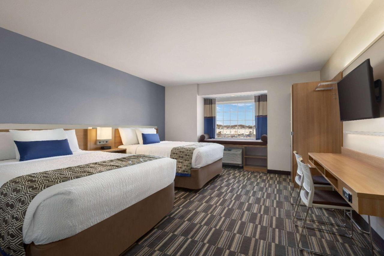 | Microtel Inn & Suites by Wyndham Gambrills