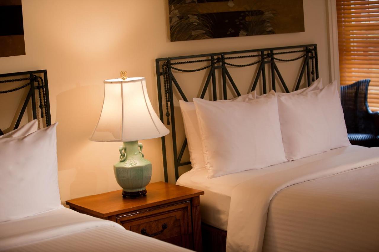 Deluxe Double Room at Hotel Lombardy