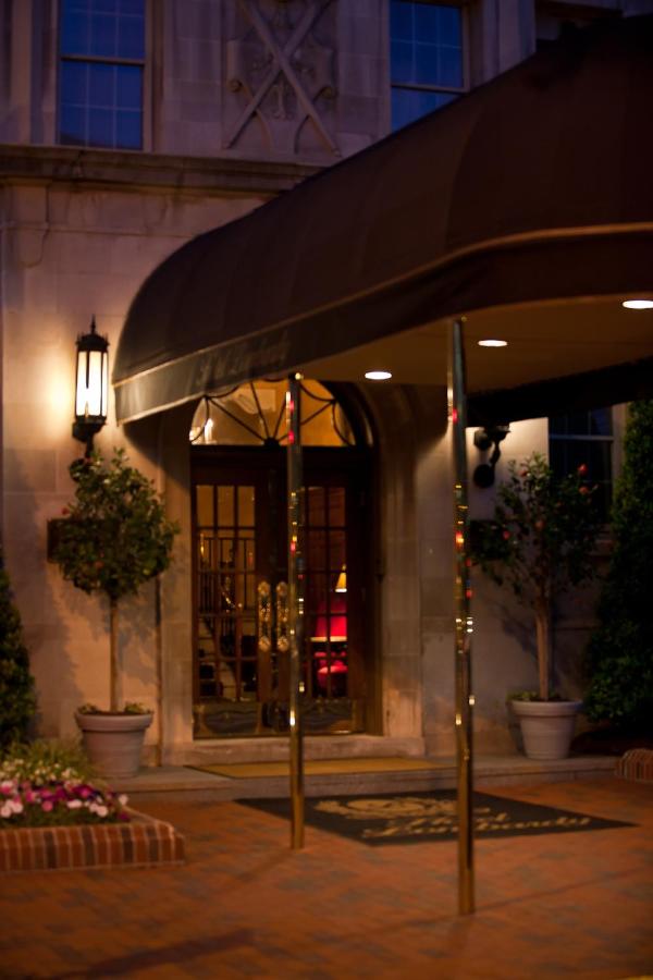 | Hotel Lombardy