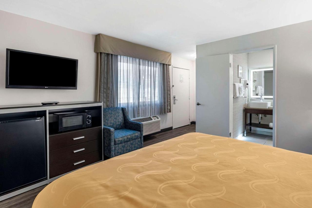 Standard Room, 1 Queen Bed, Non Smoking at Quality Inn Burbank Airport